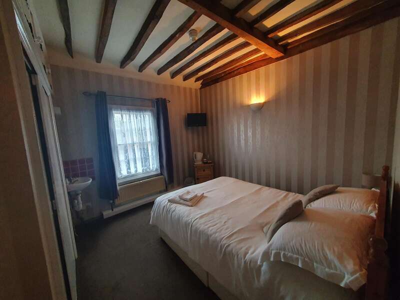 Double Room (inc. Breakfast)